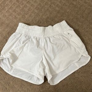 Lululemon Tracker Short 4”